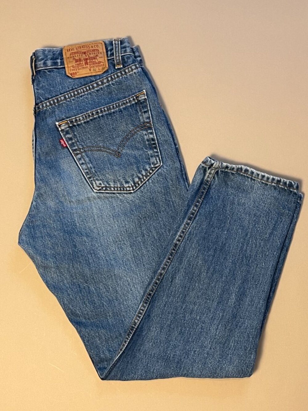 Vintage Levi's 550 Men’s Relaxed Fit Straight-Leg Jeans 32x30 Canada 90's
